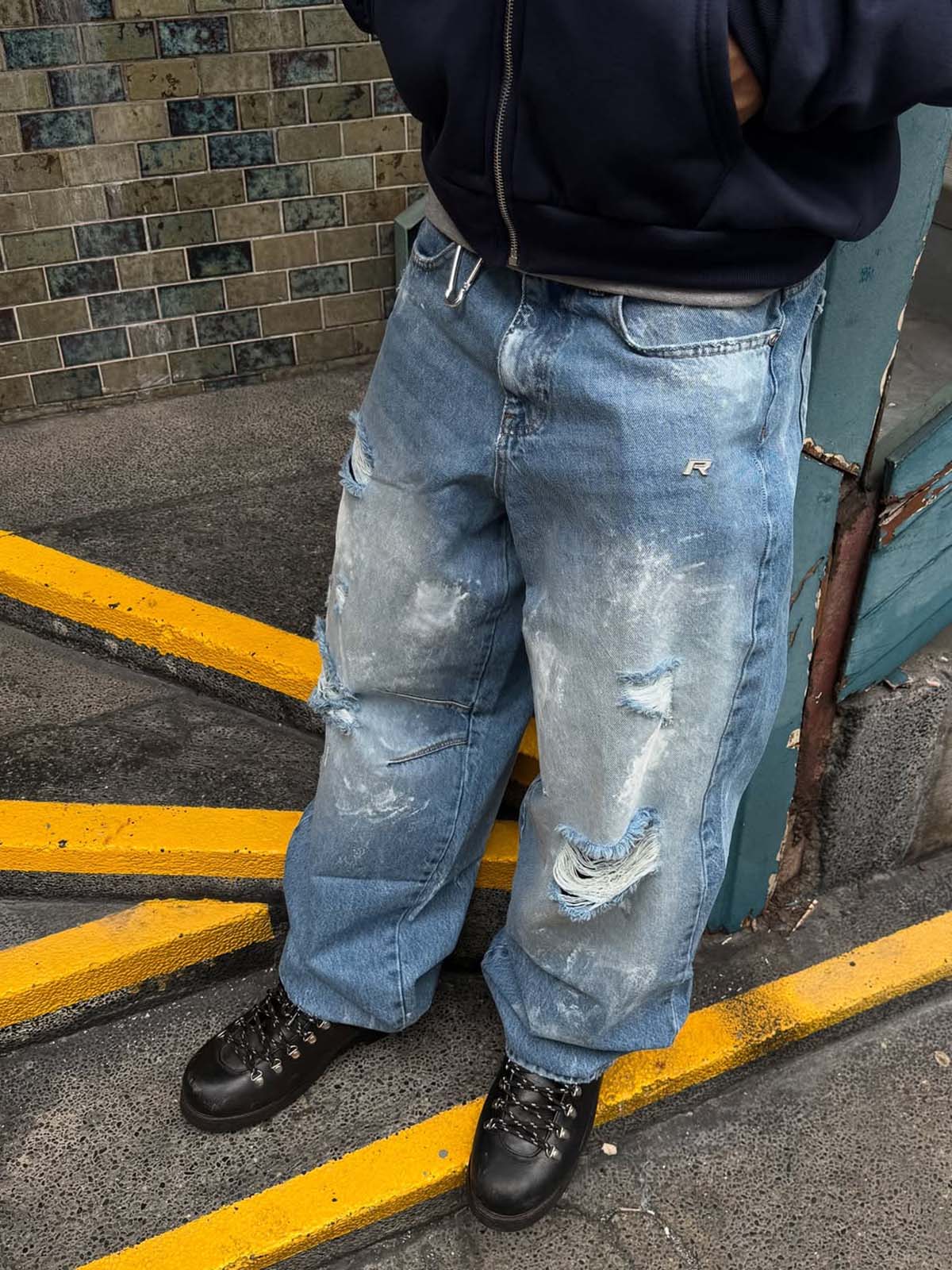 Parachute Denim - Light Stone - Reputation Studios